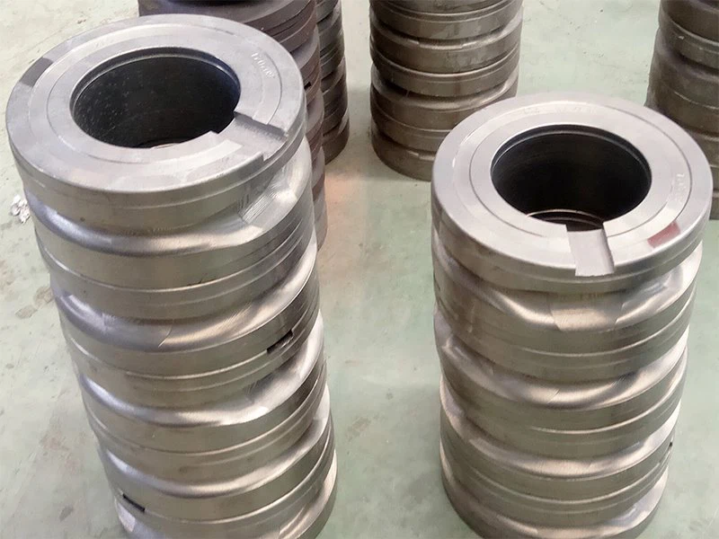 Die Roll a Mandrel
